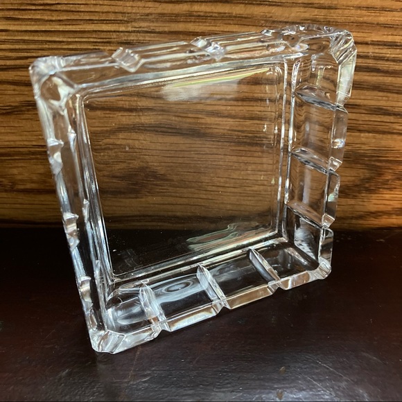 Vintage Square Glass Ashtray - Picture 5 of 8